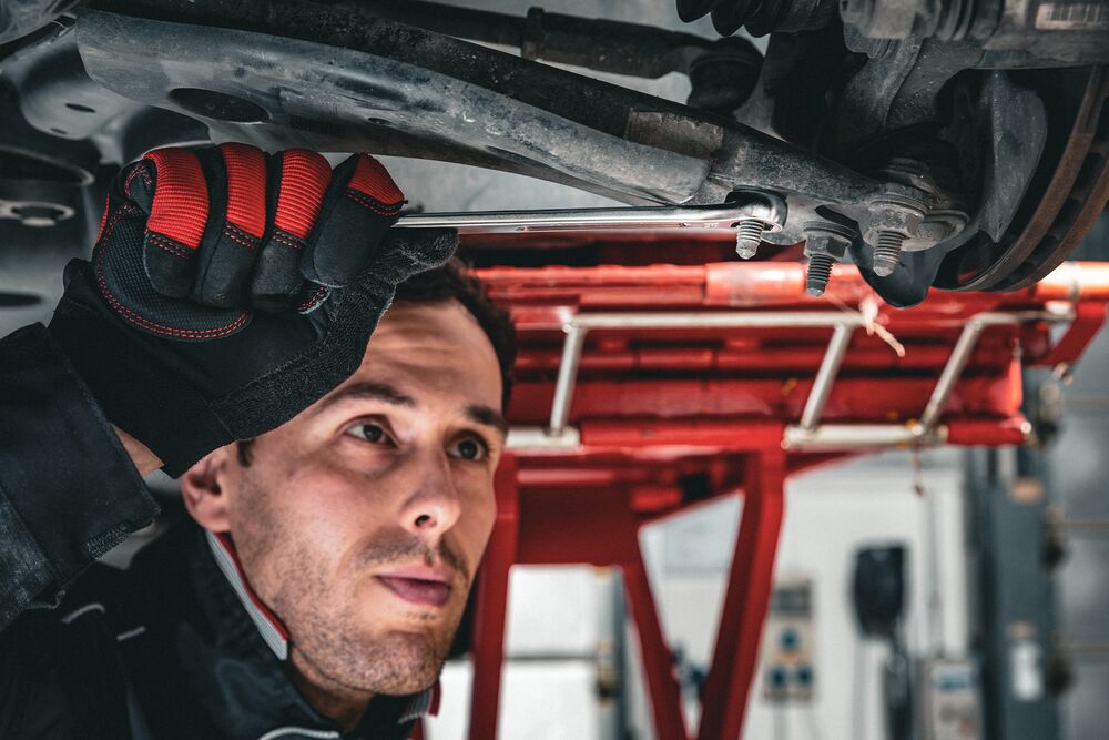 Grip long combination wrench in use